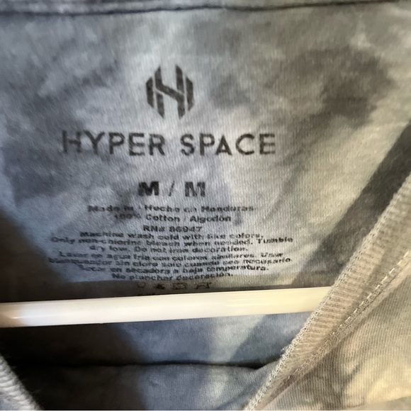 NASA astronaut cropped t shirt
brand hyper space
size medium
in good condition - Picture 2 of 3